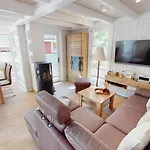 Prázdninový dům Strandhaus Ruegenperle - *
