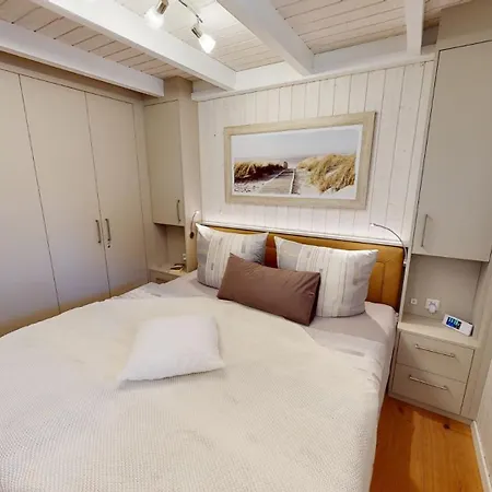 בית נופש Strandhaus Ruegenperle - *